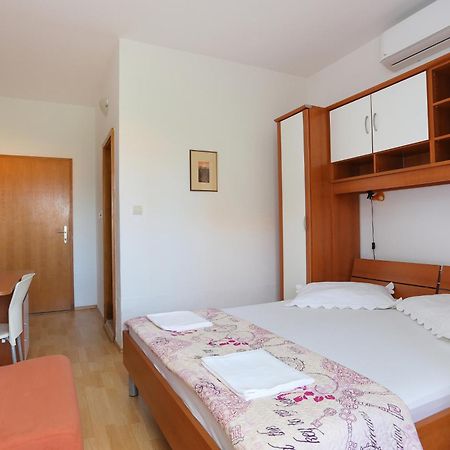 Apartments By The Sea Zivogosce - Blato, Makarska - 1057 Kamer foto