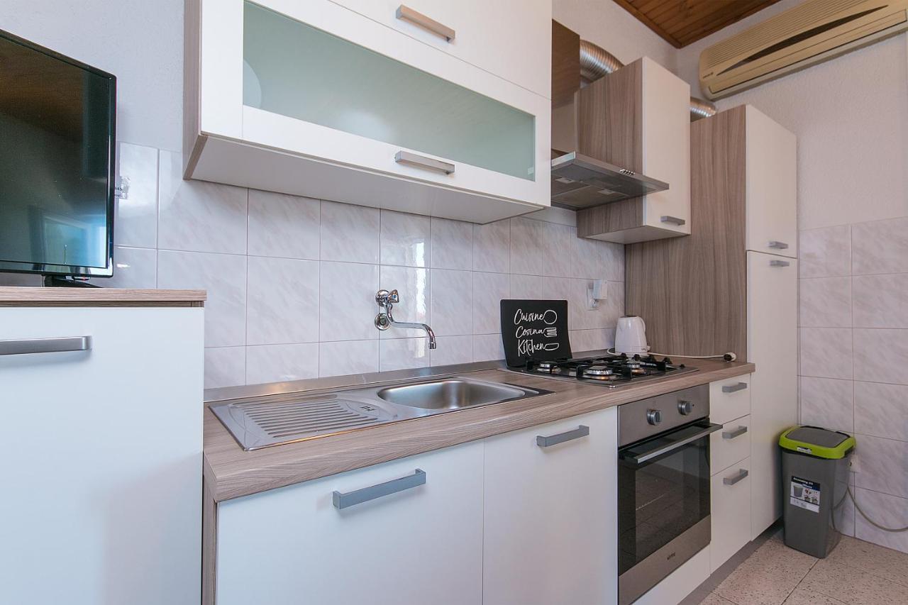 Apartments By The Sea Zivogosce - Blato, Makarska - 1057 Buitenkant foto